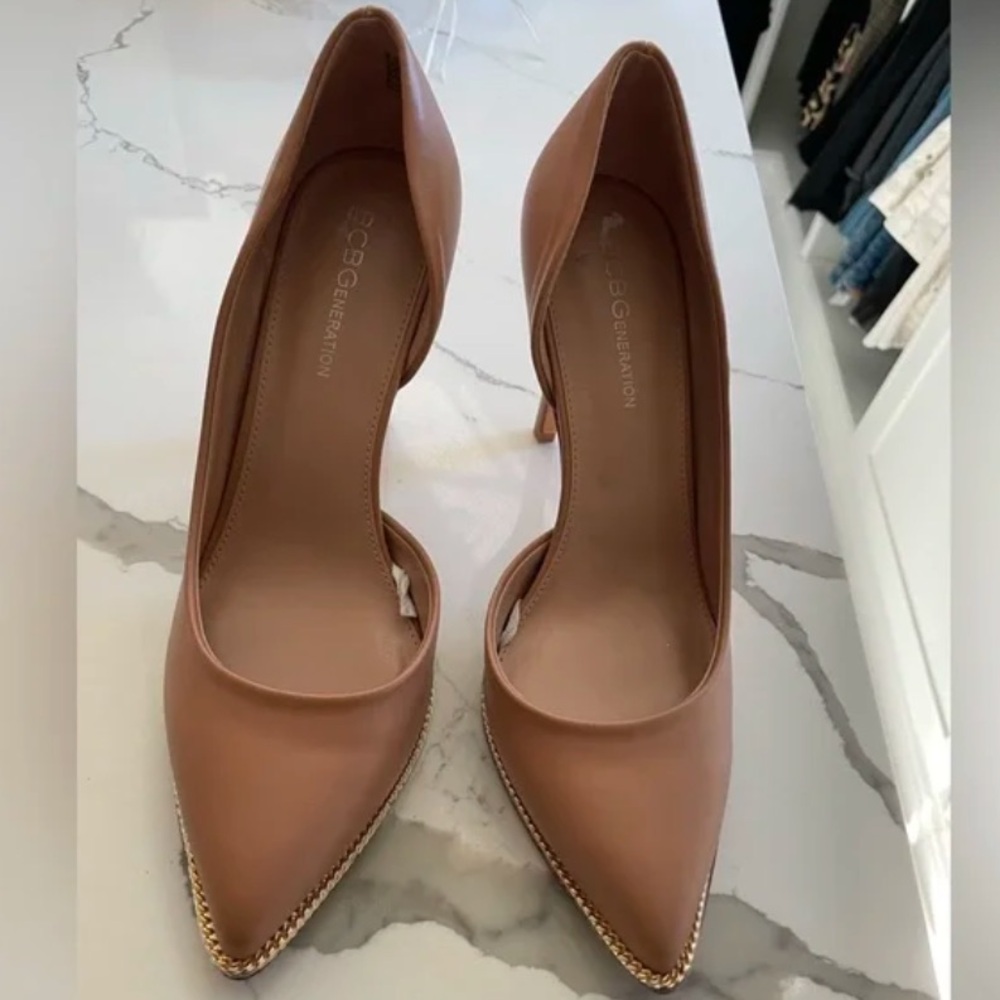 BCBGeneration Tan Pointed-Toe Chain-Trim Pumps
